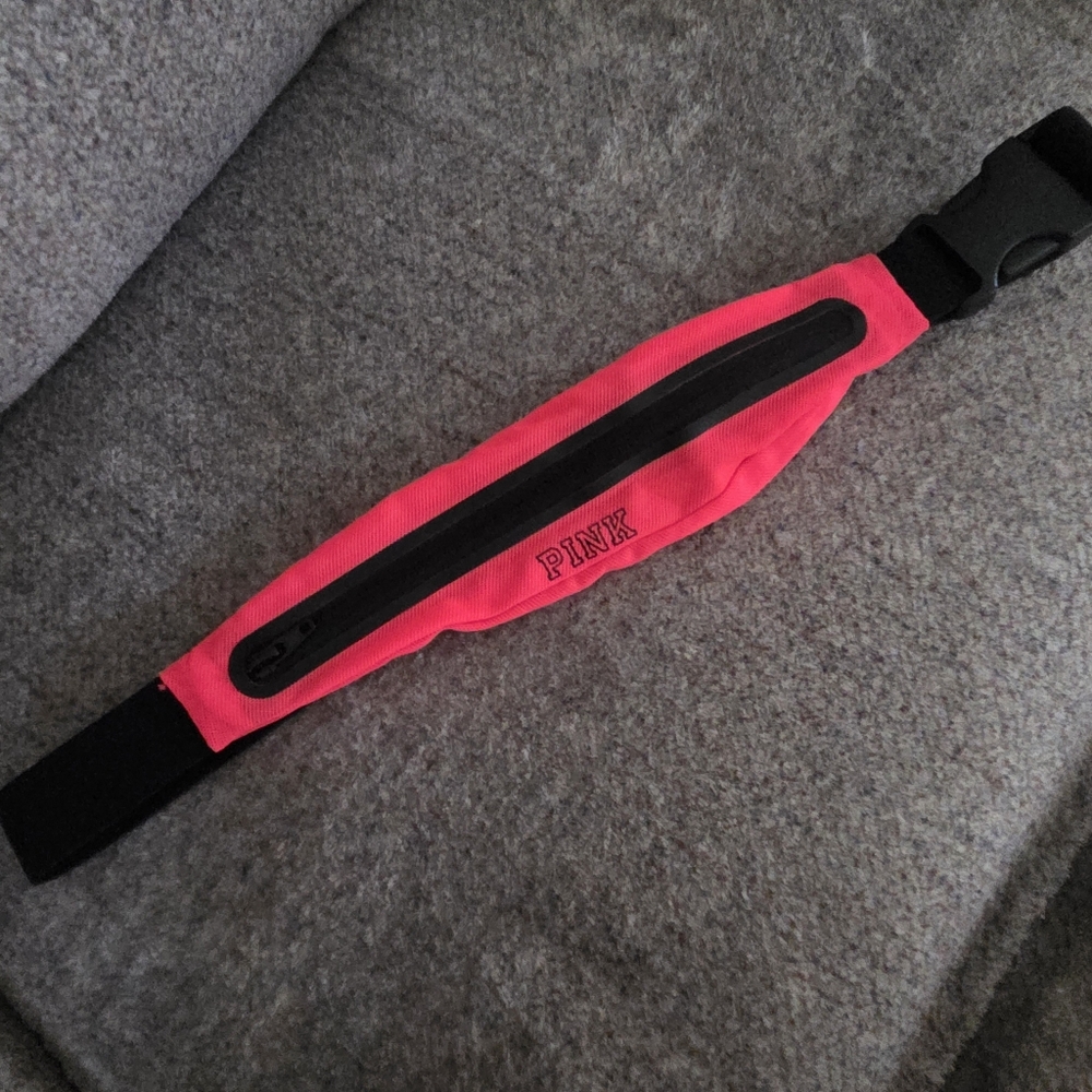 VS ♡ PINK ♡ NEVER USED Belt Bag